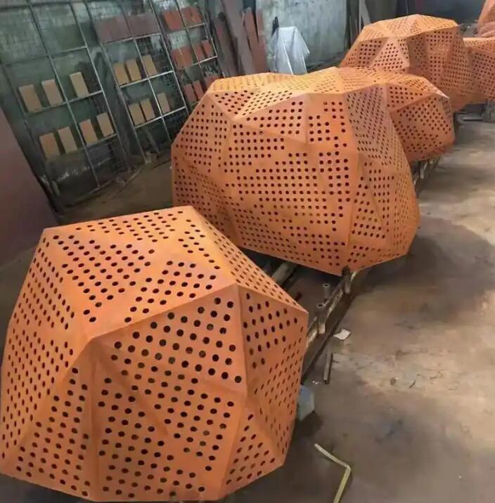 鹰手营子矿耐候钢造型